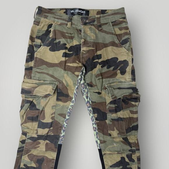 VALABASAS Commander 3.0 Stacked Flare Jean Camo sz 28 L35 - Picture 3 of 12